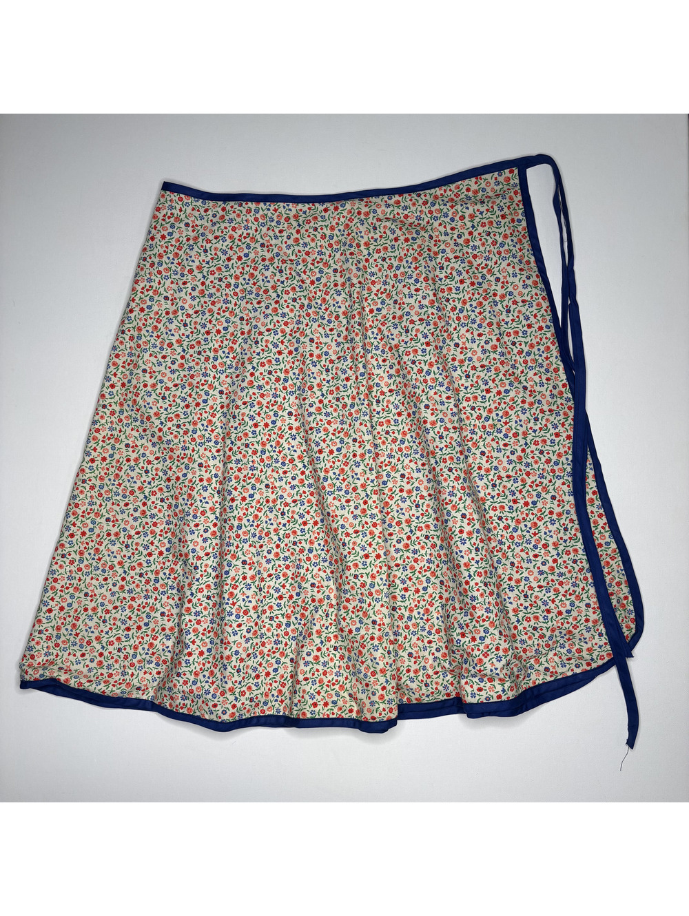 Vintage Floral Reversible Wrap Half Apron Cottagecore